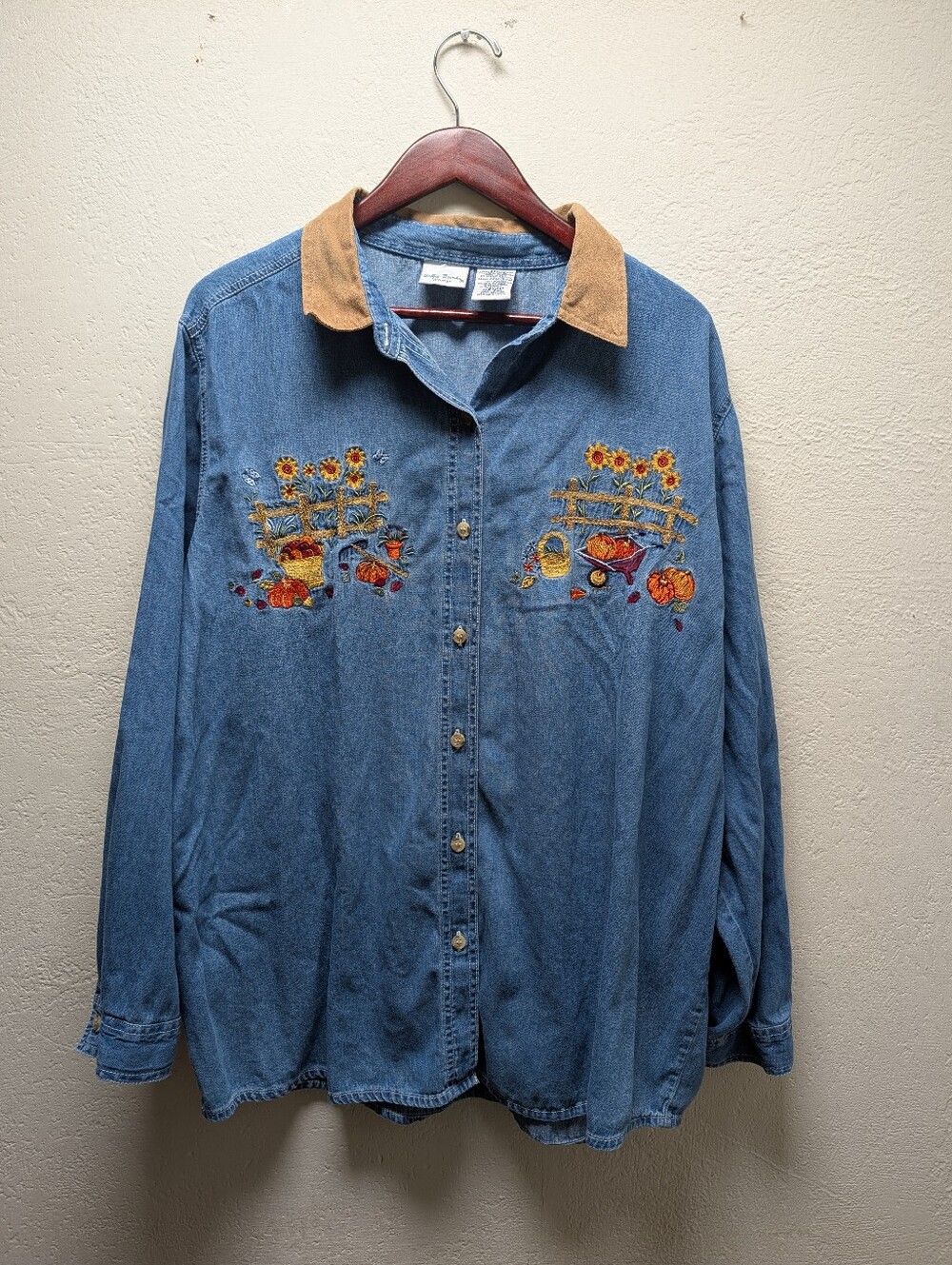 Bobbie Brookes Fall Embroidered Denim Pumpkin Harvest Button Up Shirt Size 26